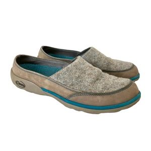 Women's Slip-On Shoes in Gray and Tan
